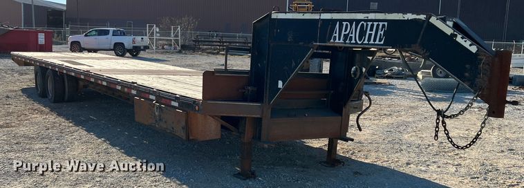 image for item DJ6578 2005 Apache  equipment trailer