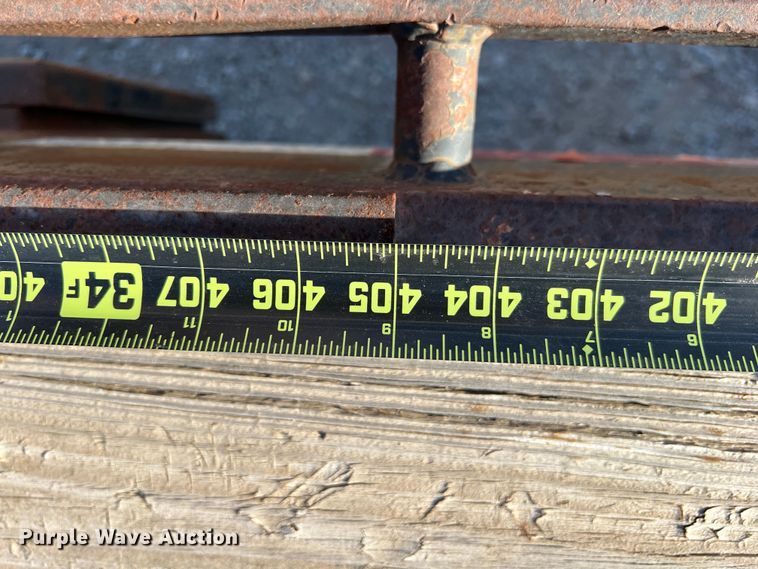 image for item DJ6578 2005 Apache  equipment trailer