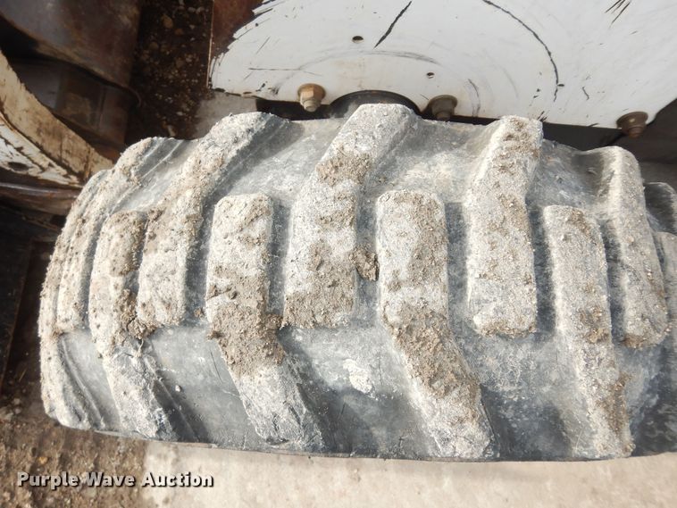 image for item DK7554 1998 Bobcat 863  skid steer loader