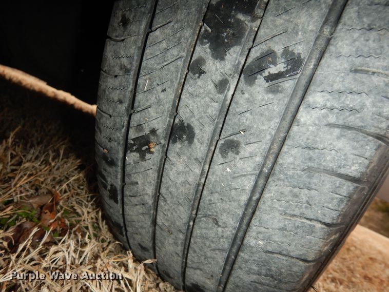 image for item DK7561 2014 Chrysler Town & Country  van