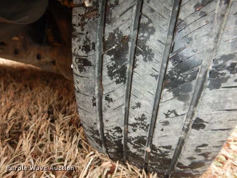 image for item DK7561 2014 Chrysler Town & Country  van