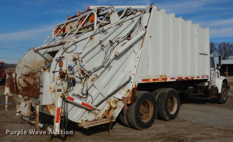 image for item DK7567 1993 International 4954  refuse truck