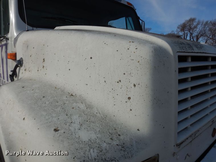 image for item DK7567 1993 International 4954  refuse truck