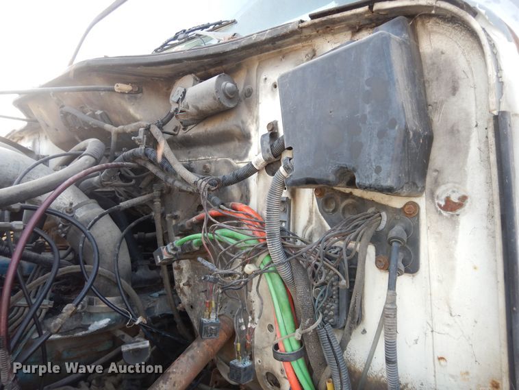 image for item DK7567 1993 International 4954  refuse truck