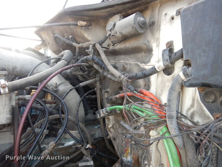 image for item DK7567 1993 International 4954  refuse truck