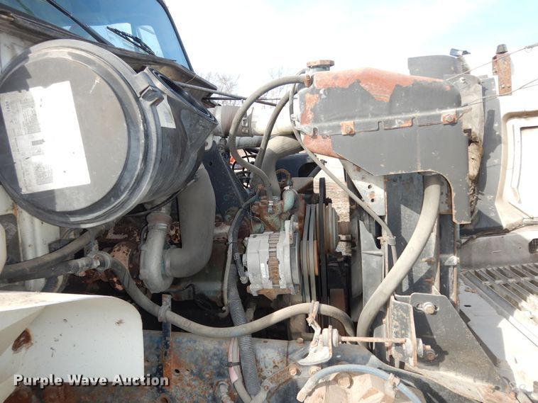 image for item DK7567 1993 International 4954  refuse truck