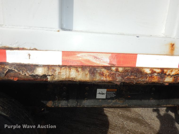 image for item DK7567 1993 International 4954  refuse truck