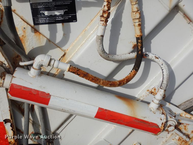 image for item DK7567 1993 International 4954  refuse truck