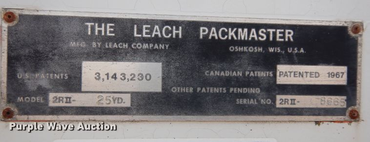 image for item DK7567 1993 International 4954  refuse truck