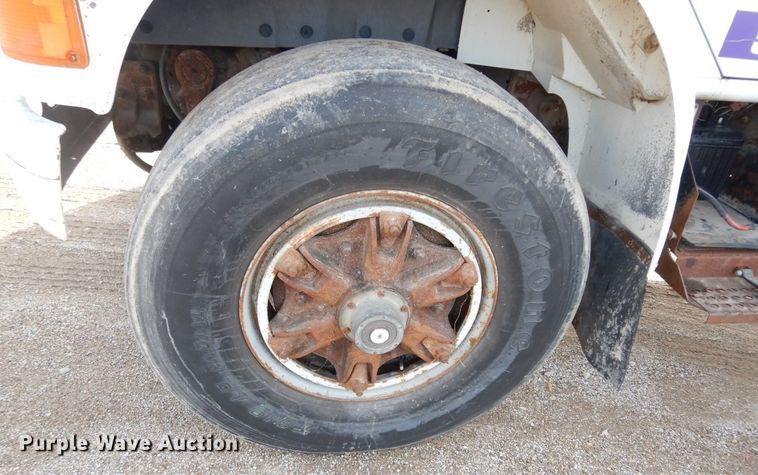 image for item DK7567 1993 International 4954  refuse truck