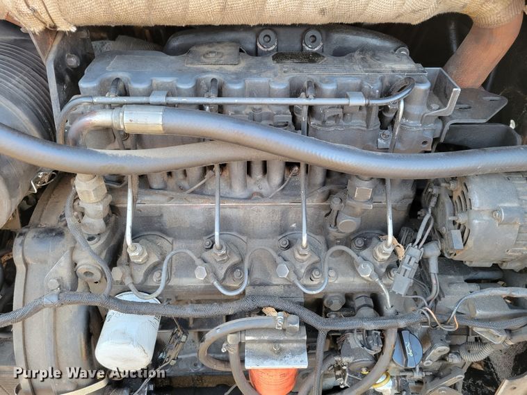 image for item DM8178 2000 Bobcat 864  tracked skid steer loader