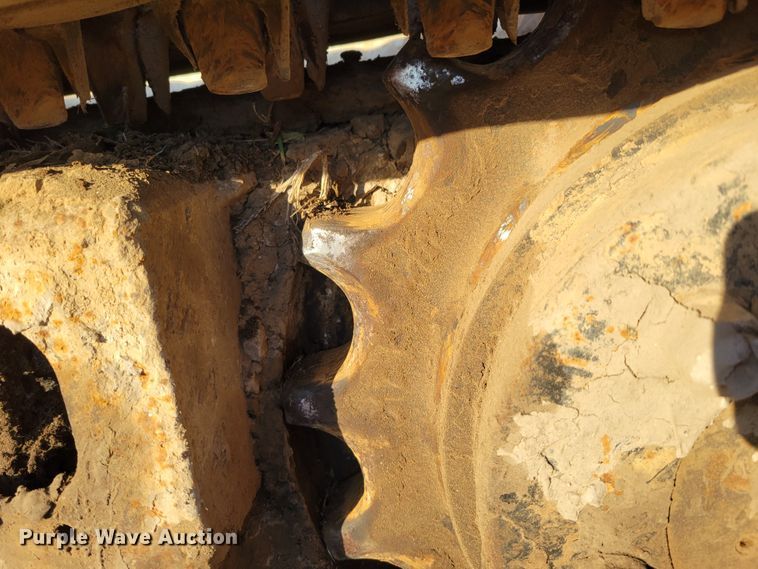 image for item DM8178 2000 Bobcat 864  tracked skid steer loader