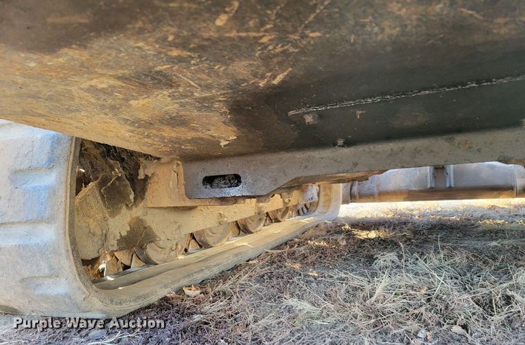 image for item DM8178 2000 Bobcat 864  tracked skid steer loader