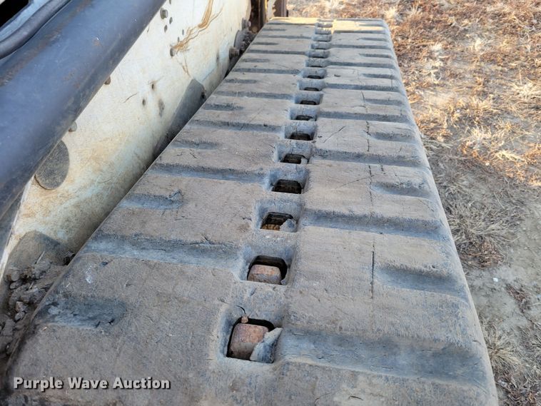 image for item DM8178 2000 Bobcat 864  tracked skid steer loader