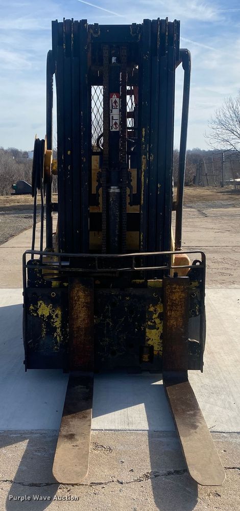 image for item DN8142 Hyster S80  forklift