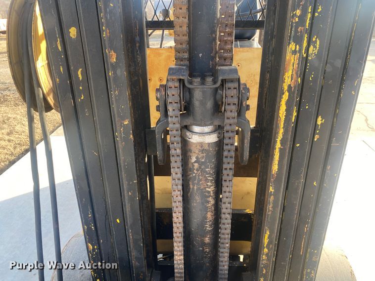 image for item DN8142 Hyster S80  forklift