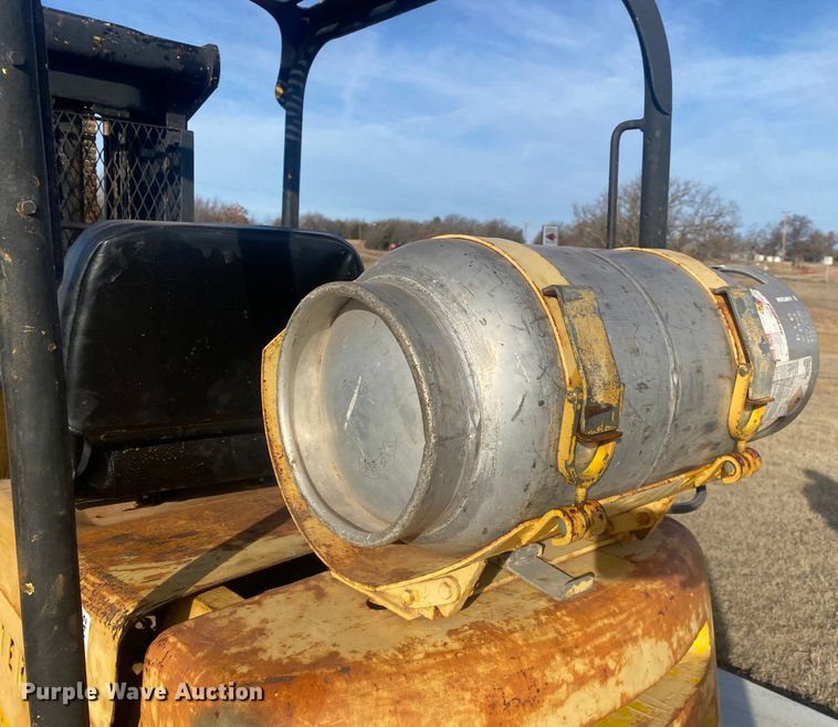 image for item DN8142 Hyster S80  forklift