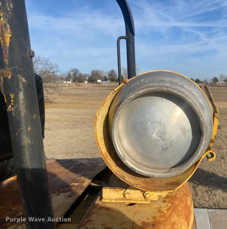 image for item DN8142 Hyster S80  forklift