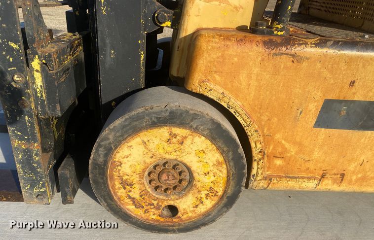 image for item DN8142 Hyster S80  forklift