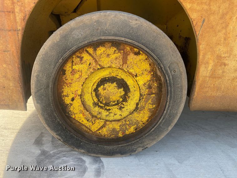 image for item DN8142 Hyster S80  forklift