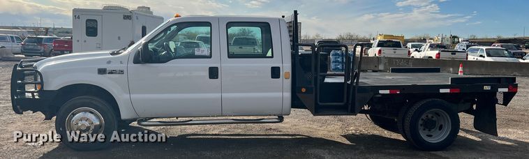 image for item DO8996 2004 Ford F450 Super Duty  Crew Cab flatbed truck