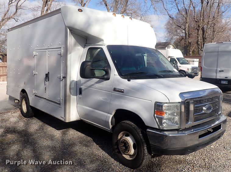image for item DQ3911 2013 Ford E450  delivery truck
