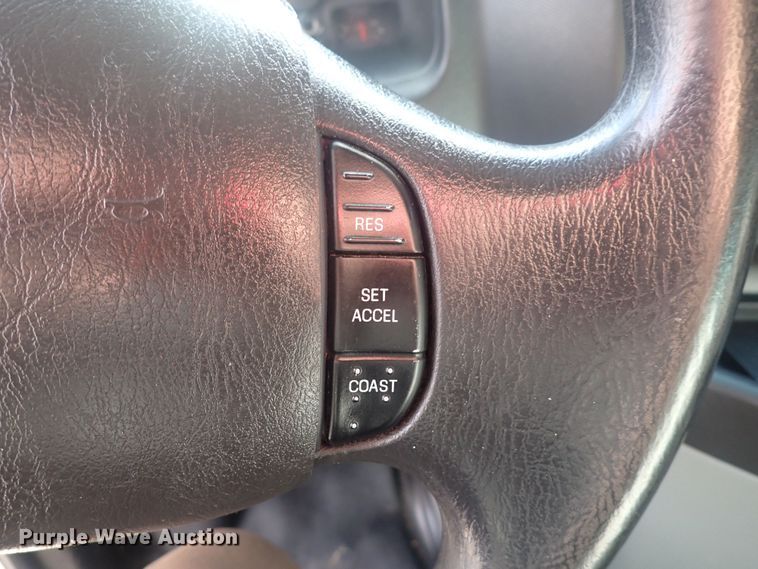 image for item DQ3911 2013 Ford E450  delivery truck