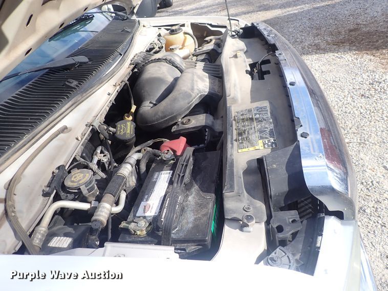 image for item DQ3911 2013 Ford E450  delivery truck