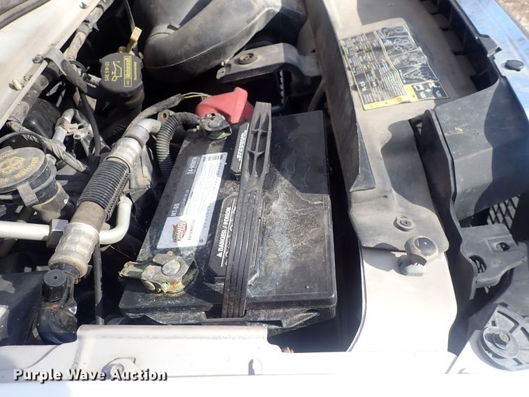 image for item DQ3911 2013 Ford E450  delivery truck