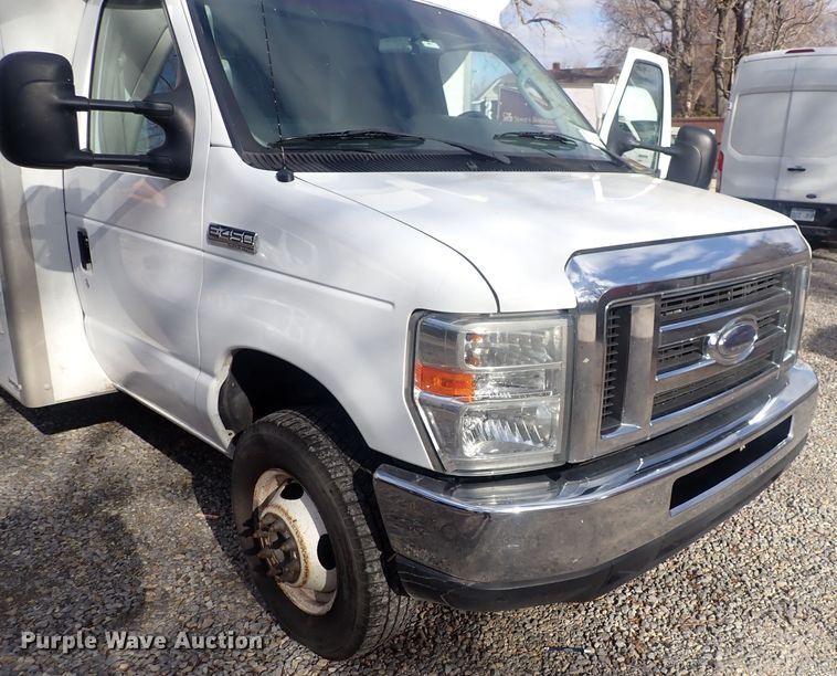 image for item DQ3911 2013 Ford E450  delivery truck