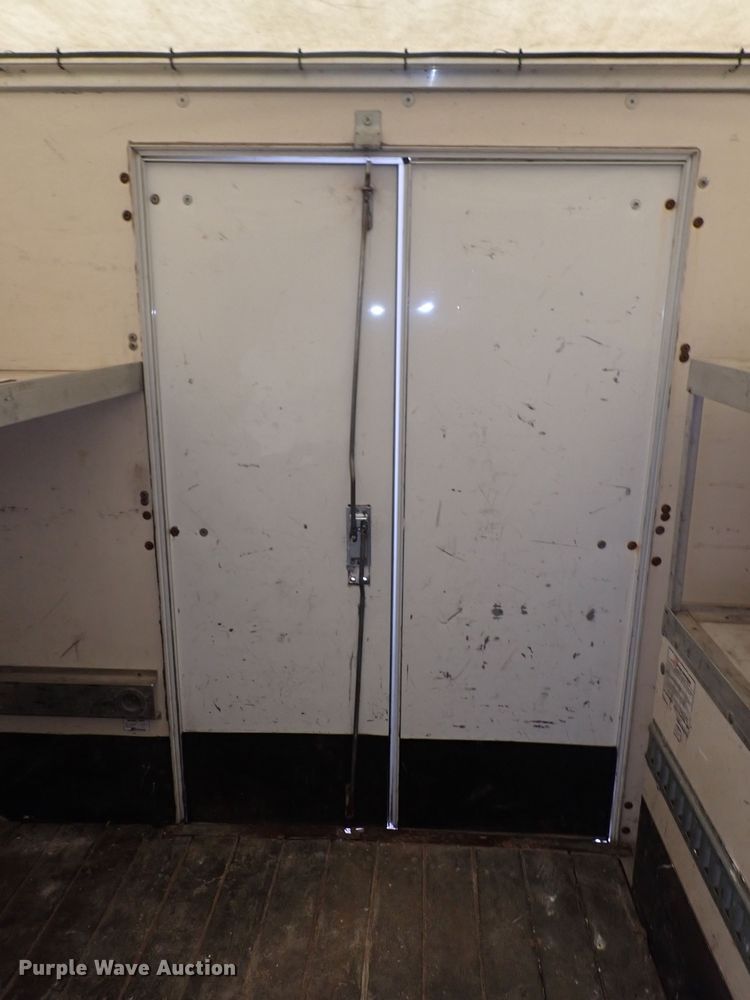 image for item DQ3911 2013 Ford E450  delivery truck