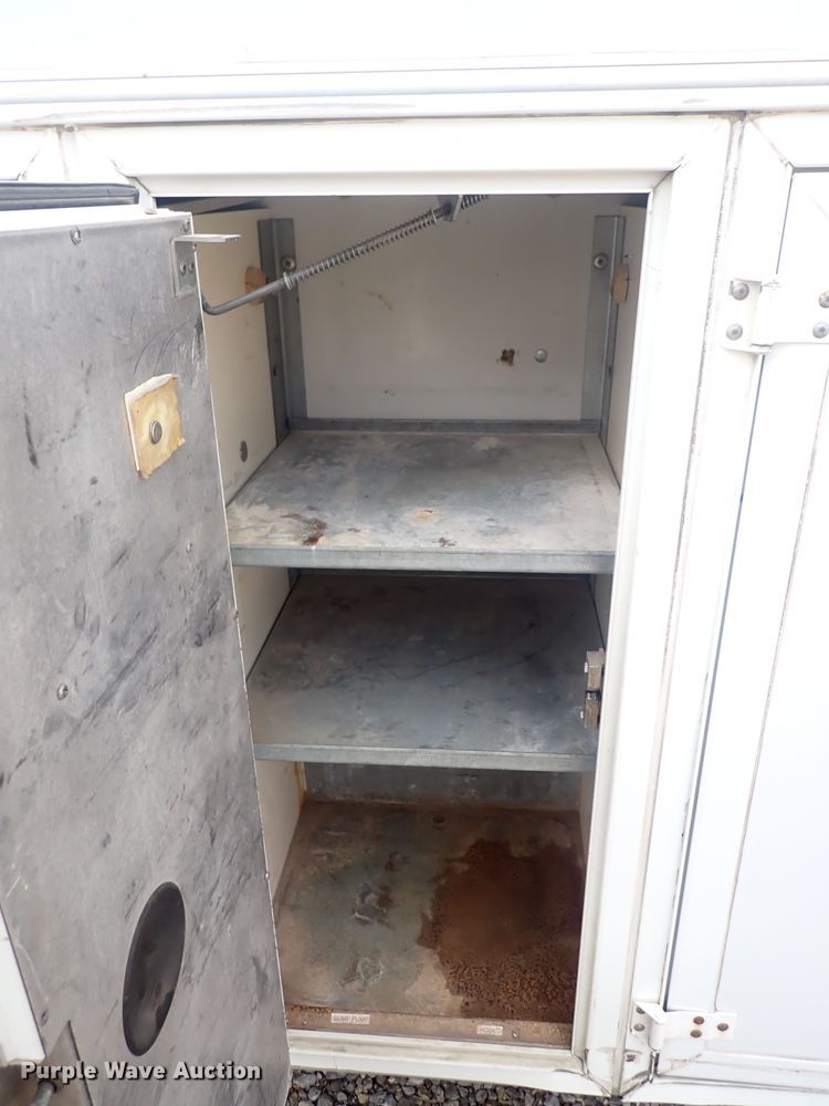 image for item DQ3911 2013 Ford E450  delivery truck