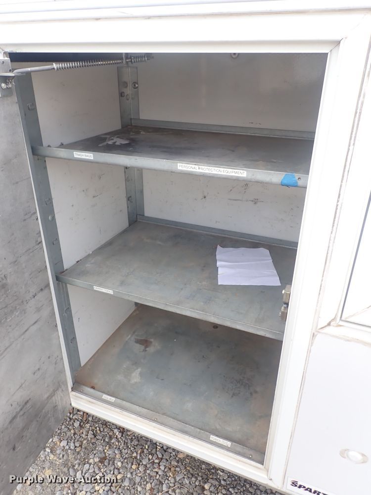 image for item DQ3911 2013 Ford E450  delivery truck