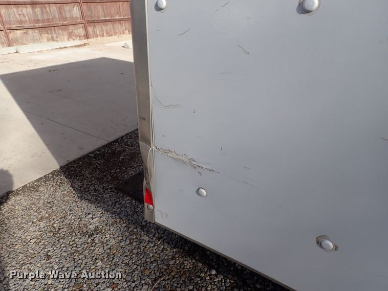 image for item DQ3911 2013 Ford E450  delivery truck