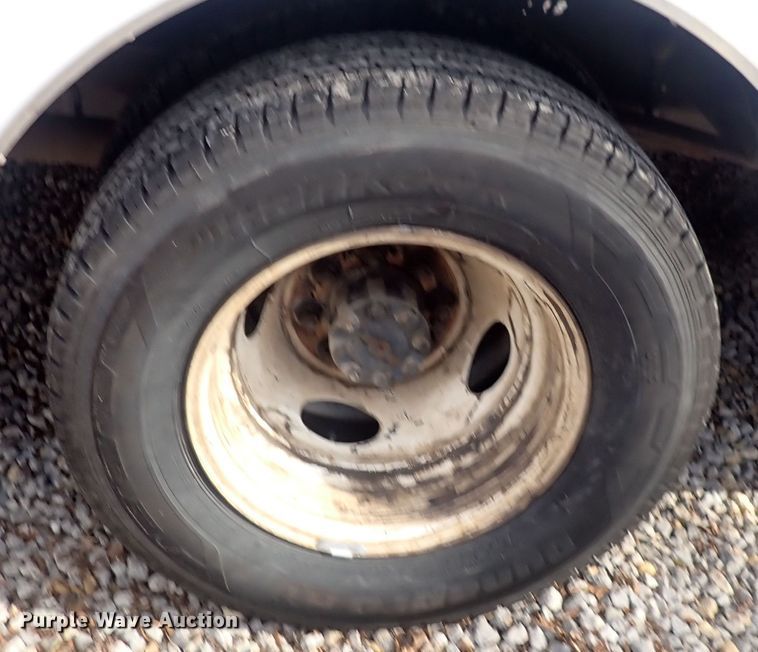 image for item DQ3911 2013 Ford E450  delivery truck