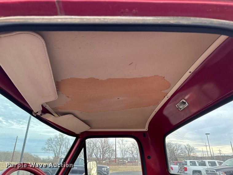 image for item DR9187 1972 Ford F100  pickup truck