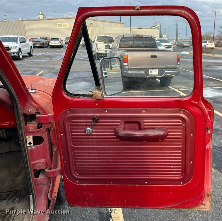 image for item DR9187 1972 Ford F100  pickup truck