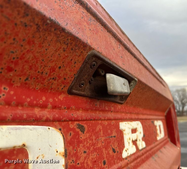 image for item DR9187 1972 Ford F100  pickup truck