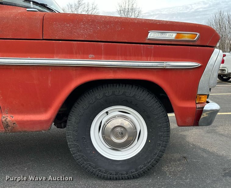 image for item DR9187 1972 Ford F100  pickup truck