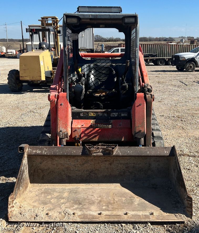 image for item DS2645 2010 Kubota SVL75  tracked skid steer loader