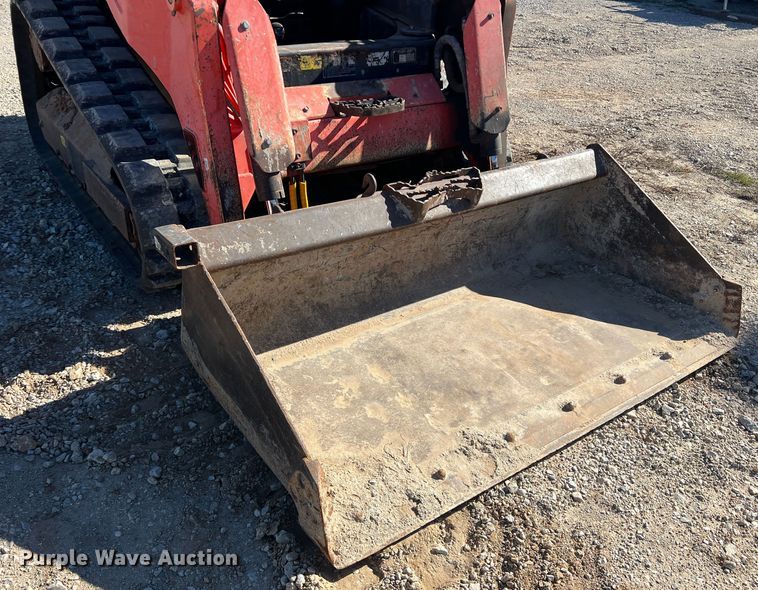 image for item DS2645 2010 Kubota SVL75  tracked skid steer loader