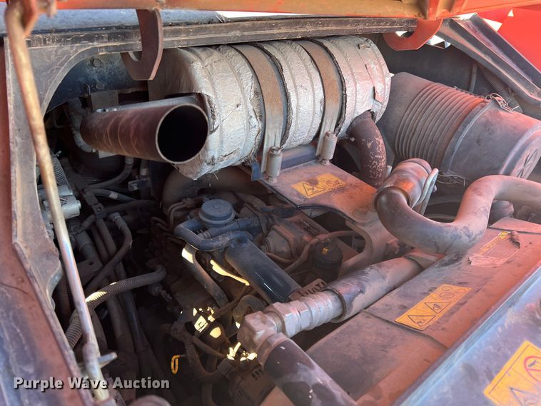 image for item DS2645 2010 Kubota SVL75  tracked skid steer loader