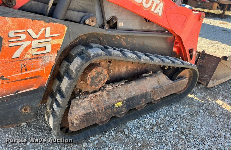 image for item DS2645 2010 Kubota SVL75  tracked skid steer loader