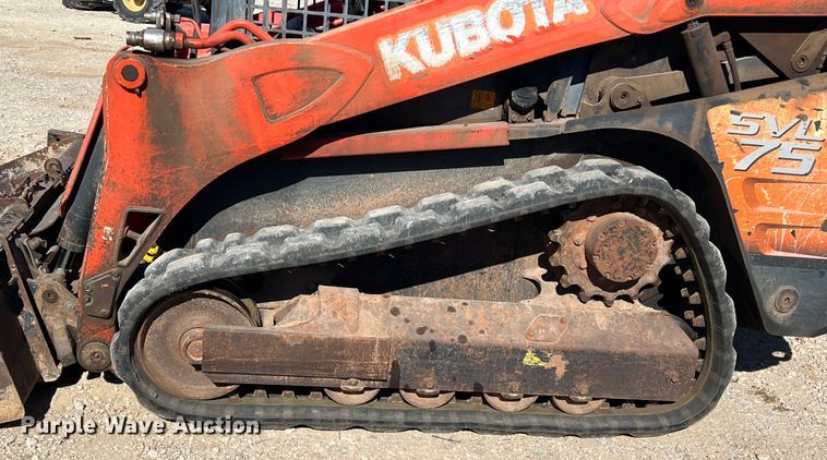 image for item DS2645 2010 Kubota SVL75  tracked skid steer loader