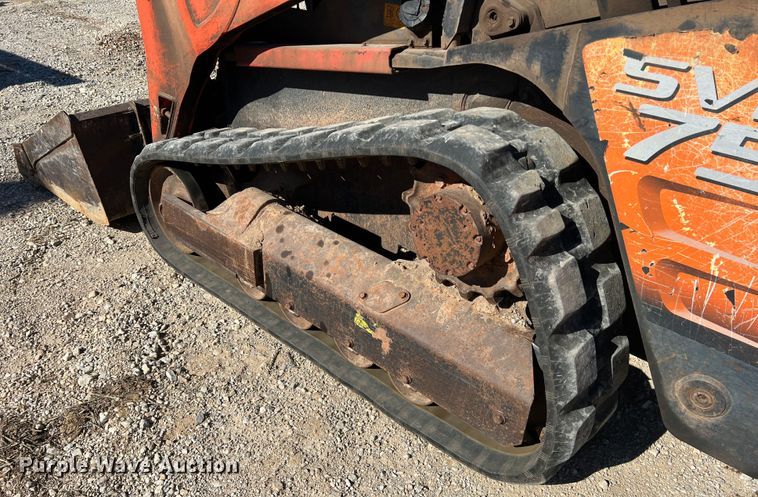 image for item DS2645 2010 Kubota SVL75  tracked skid steer loader