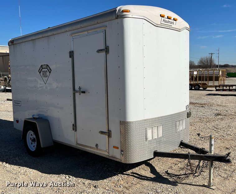 image for item DS2646 2011 Haulmark  enclosed cargo trailer