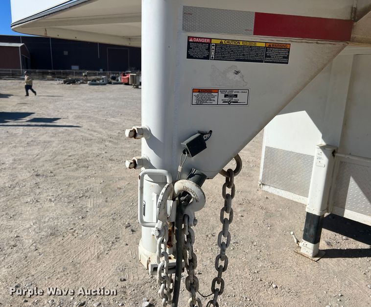 image for item DS2652 2017 W-W Trailers  enclosed cargo trailer