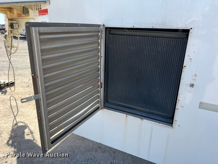 image for item DS2652 2017 W-W Trailers  enclosed cargo trailer