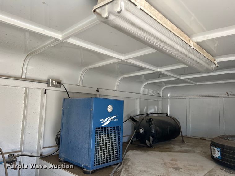 image for item DS2652 2017 W-W Trailers  enclosed cargo trailer