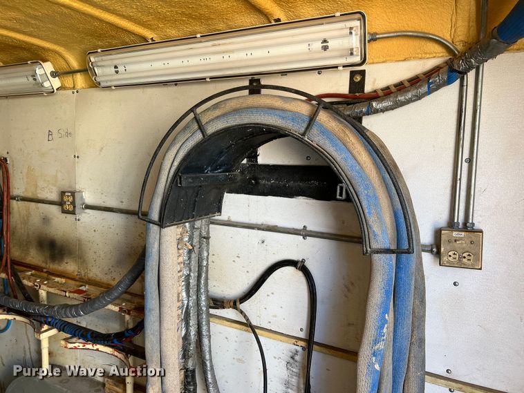 image for item DS2652 2017 W-W Trailers  enclosed cargo trailer